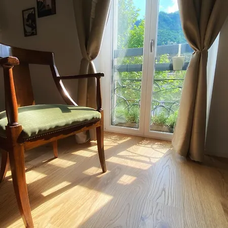 Historic Charm With Whirlpool - Motta Apartment