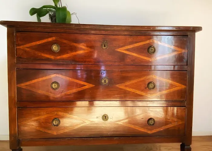 Historic Charm With Whirlpool - Motta Como