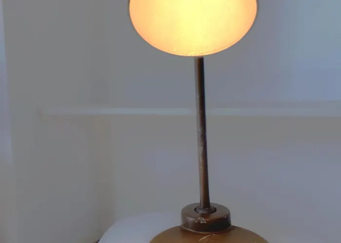 Historic Charm With Whirlpool - Motta דירה קומו