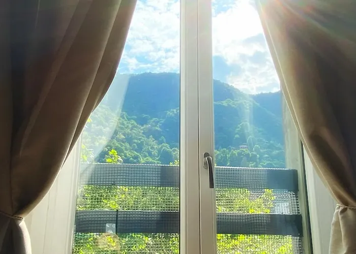 Historic Charm With Whirlpool - Motta Apartman